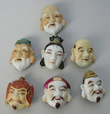 Juego de botones de porcelana pintados a mano Toshikane 7 Gods of Fortune firmados a mano de colección Foto 1 de 4