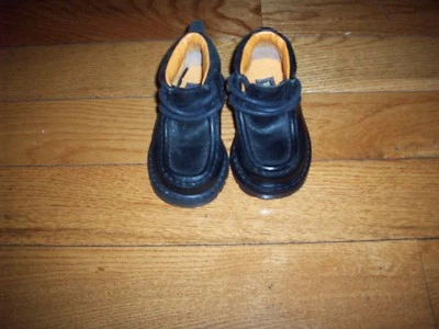 TIMBERLAND Niños Infantes Niño Pequeño Talla 5 Cuero Negro Vestido/Zapatos Casuales Con Cordones Foto 1 de 4