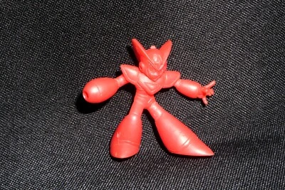 Boneco Mega Man Eraser Rubber Keshi Bass Forte MM 7 8 - Imagem 1 de 2