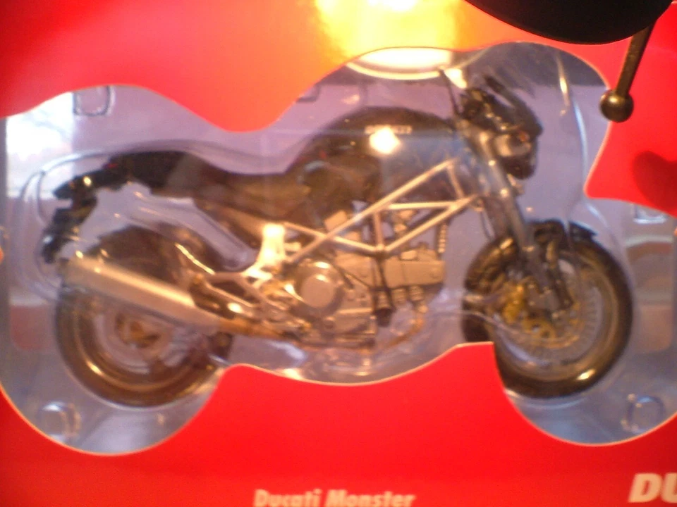 EXTREMADAMENTE RARO MINICHAMPS TEMPRANOS 1/12 NEGRO DUCATI MONSTER DETALLE EXCEPCIONAL NLA Foto 1 de 1