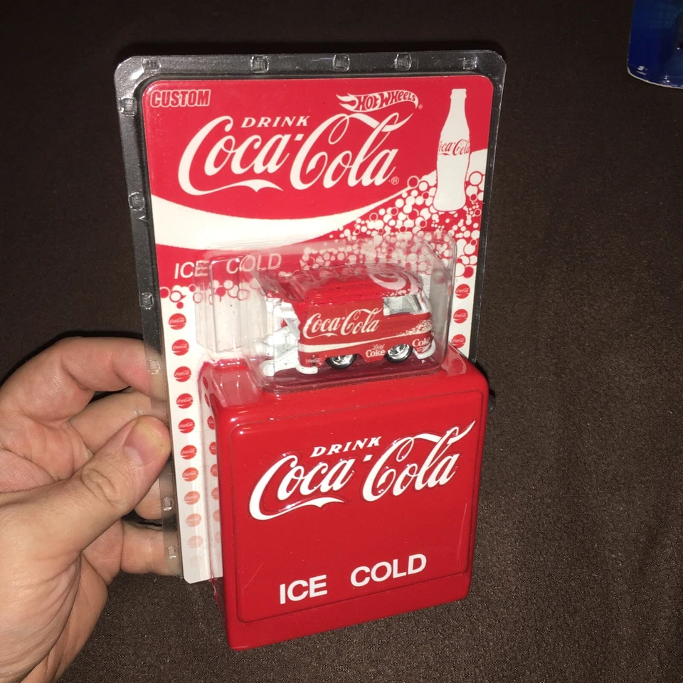 Coca Cola CUSTOM  HOT WHEELS Kombi BY THE BOXMAN Issues Read - Image 1 of 4