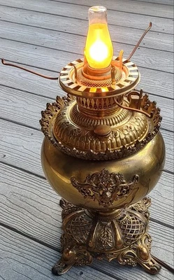 古董马修斯和威拉德黄铜宴会客厅灯电气化小天使设计 — 第 1/4 张图片