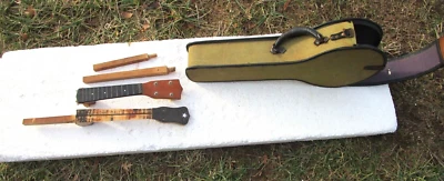 PIEZAS DE UKELELE BANJO VINTAGE Y ESTUCHE DE LONA Foto 1 de 4