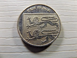 UK GREAT BRITAIN 2010 10 Pence - Picture 1 of 2