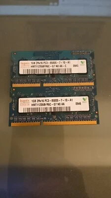 Lotto 2 Bancate da 1GB DDR3 Hynix 2Rx16 PC3-8500S-7-10-A1 HMT112S6BFR6C-G7 N0 AA - Immagine 1 di 2