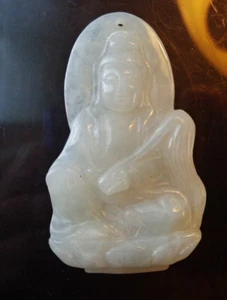 Vintage chinesisch eisdurchlässig natürlicher Jadeit Jade Anhänger feine Schnitzerei Kwan-Yin - Bild 1 von 2