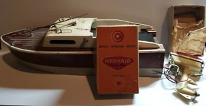MERMAID OUTBOARD MOTOR NEW IN BOX CONDITION BATTERY OP-TESTED WORKS w/ Wood BOAT - Picture 1 of 17