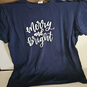 Christmas T shirt Womens Dk Blue Merry & Bright festive T Shirt size Large - Picture 1 of 3