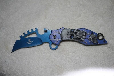 🔥8" BLUE & GRAY SKULL💀 LIGHTNING LOCKING E-Z OPEN Spring Assisted Pocket Knife - Image 1 of 4