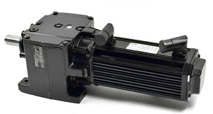 Lenze Servomotor MCA10I40-RS0B0, Lenze Getriebe G50BH121MVAR3C00 - Picture 1 of 5
