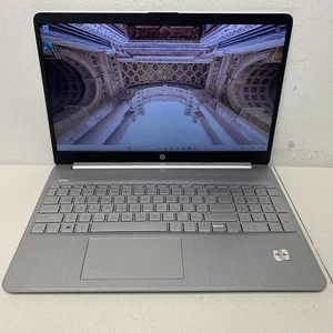 HP Laptop 15-ef1xxx 15 / 12GB Ram 256GB SSD Wind 11 Home - Bild 1 von 9