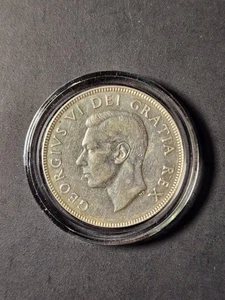 1951 Canada 50c - 80% Silver - Terrific VF looking coin - Picture 1 of 2