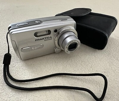 Praktica Digital Camera DCZ 520 5.0MP Silver Tested & Case & 2GB SD Card - Image 1 of 4