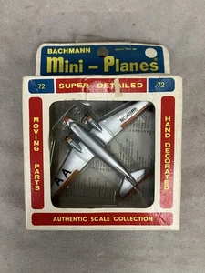 Miniaviones Bachmann Douglas DC-3 #72 nuevos en caja - ver fotos versión de caja antigua - Imagen 1 de 7