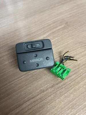 Honda Civic EG 3-Door 4-Door 1992-1995 - Side Power Mirror Control Switch JDM - Image 1 of 4