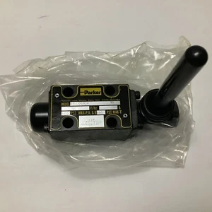 PARKER D1VL001CV 91 Directional Hydraulic Valve, Lever, 3-position, Spring Rtn. - Picture 1 of 3