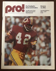 1975 CLEVELAND BROWNS NFL FOOTBALL PROGRAM v. BUFFALO BILLS CHARLEY TAYLOR COVER - Picture 1 of 6