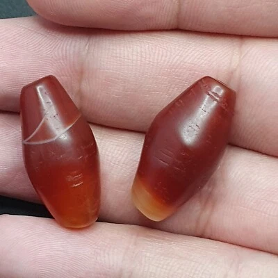 Lote de 2 cuentas vintage de ágata cornalina tibetana del Himalaya Foto 1 de 4