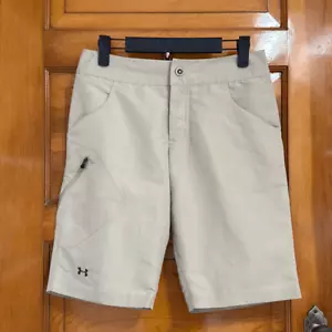 Under Armour Performance hellbraune Bermuda Shorts Damen US 2 - Bild 1 von 5