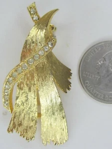 GJJ Large 2 inch Gold Clad Metal Ribbon Clear Rhinestones Lapel Pin Brooch - Picture 1 of 3