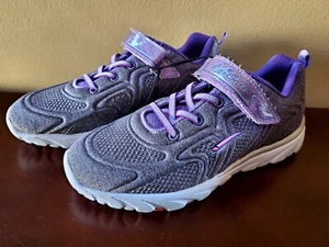 NWOT Size 4 Girls LA Gear Purple Silver Shoes ultra foam New - Picture 1 of 3