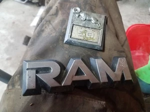 81-93 DODGE RAM 50 SIDE FENDER EMBLEM LOGO BADGE SIGN SYMBOL USED - Bild 1 von 1