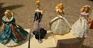 Hallmark Keepsake Ornaments Lot- Barbie 4 Total - Foto 1 di 7