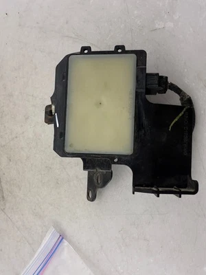 OEM | 2015 - 2017 Hyundai Sonata módulo sensor (derecha/pasajero) Foto 1 de 3