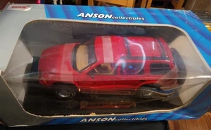 Anson Dodge Durango SUV 1/18 Scale Diecast Metal Model Replica Red - Picture 1 of 5