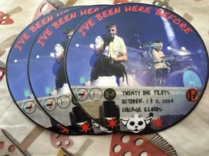 Pegatina comercial Twenty One Pilots TØP Clancy Tour Chicago octubre 2024 - Imagen 1 de 1