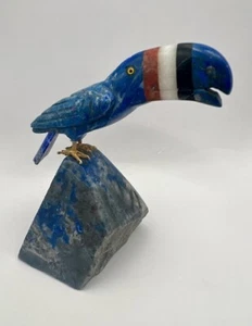 Seltene Vintage handgeschnitzte blaue Lapislazuli Tukan Stein Kunst Skulptur (Chile) - Bild 1 von 6