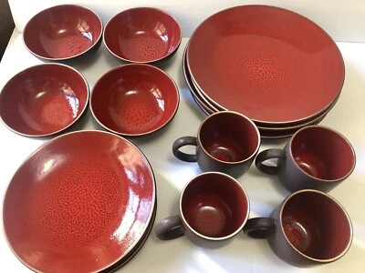 Lote de 16 frascos Francia rojo juego de platos cuencos tazas platos del desierto platos de cena BONITO Foto 1 de 4