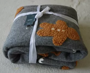 NEXT Boucle Gingerbread Man Grey Reversible Fleece Throw Blanket 120x150cm - Picture 1 of 4