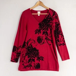 Chico's Tunic Sweater 1 US Medium Red Black Floral Lightweight V Neck Pullover - Picture 1 of 10