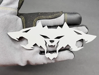 Insignia maletero coche emblema 3D Tesla Cybertruck, Cerberus de 3 cabezas, Cyberbeast Tesla Foto 1 de 4