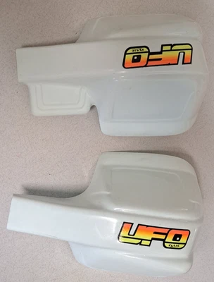 Guardamanos universales de plástico OVNI genuino blanco Foto 1 de 4