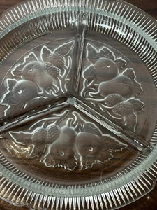 Vintage Divided Dish 3 Sections, Intaglio Fruit 900 by Imperial Glass Frosted - Picture 1 of 11