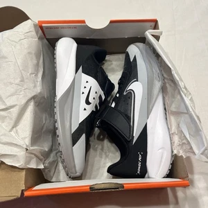 Scarpe da corsa Nike Sonic Fly Little per bambini (nero/grigio lupo/bianco) taglia 2 anni - Foto 1 di 9