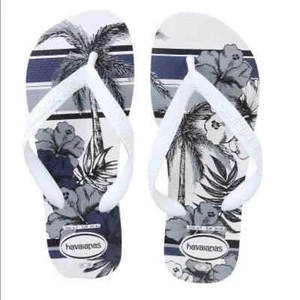 NWT Havaianas Aloha Tropical Print Flip-Flop Sandals (Size 10C) - Picture 1 of 4