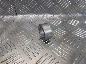 Distanziale porta pignoni mozzo posteriore Suzuki GSXR GSX-R 600 750 (2000 - 2010) - Foto 1 di 3