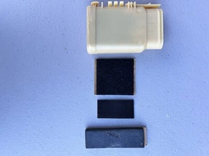 Genuine GM Power Window Control Module 16627302 - Picture 1 of 3