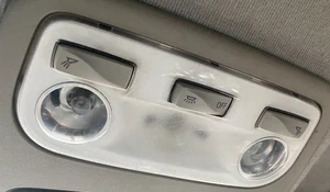 Renault Clio Mk4 2012-2020 - interior light - breaking - 414 - Picture 1 of 6