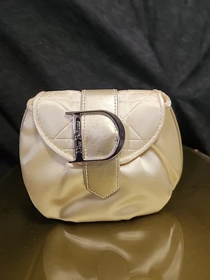 Bolso de Maquillaje Dior Parfums Pequeño Dorado Vintage Bolso de Cosméticos Foto 1 de 4