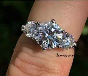 Anillo de compromiso de boda de plata 925 de 3 piedras de 2,90 quilates con diamantes de corte redondo creado en laboratorio - Imagen 1 de 5