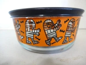 Pyrex Mummy Parade Storage 4 cup-Brand New - Picture 1 of 2