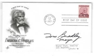 US 1967 FDC WITH AUTOGRAPH OF MAYOR OF LOS ANGELES TOM BRADLEY - Picture 1 of 1