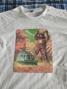 1960er CLASSIC SCI FI LOST IN SPACE 1 EYED MONSTER T-SHIRTS NEU MIT ETIKETT - Bild 1 von 4