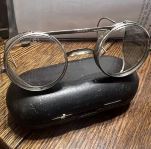 Gafas de seguridad ferroviaria PA estuche metálico original marca Kings SAFETY, malla lateral PJF - Imagen 1 de 16