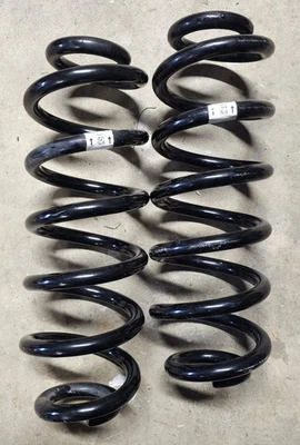 Juego de muelles helicoidales traseros AUDI A6 2019 2020 2021 - 2023 (2) OEM  Foto 1 de 4