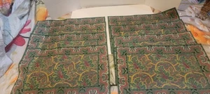 Tovagliette natalizie paisley verde rosso e oro 8 totali - Foto 1 di 8